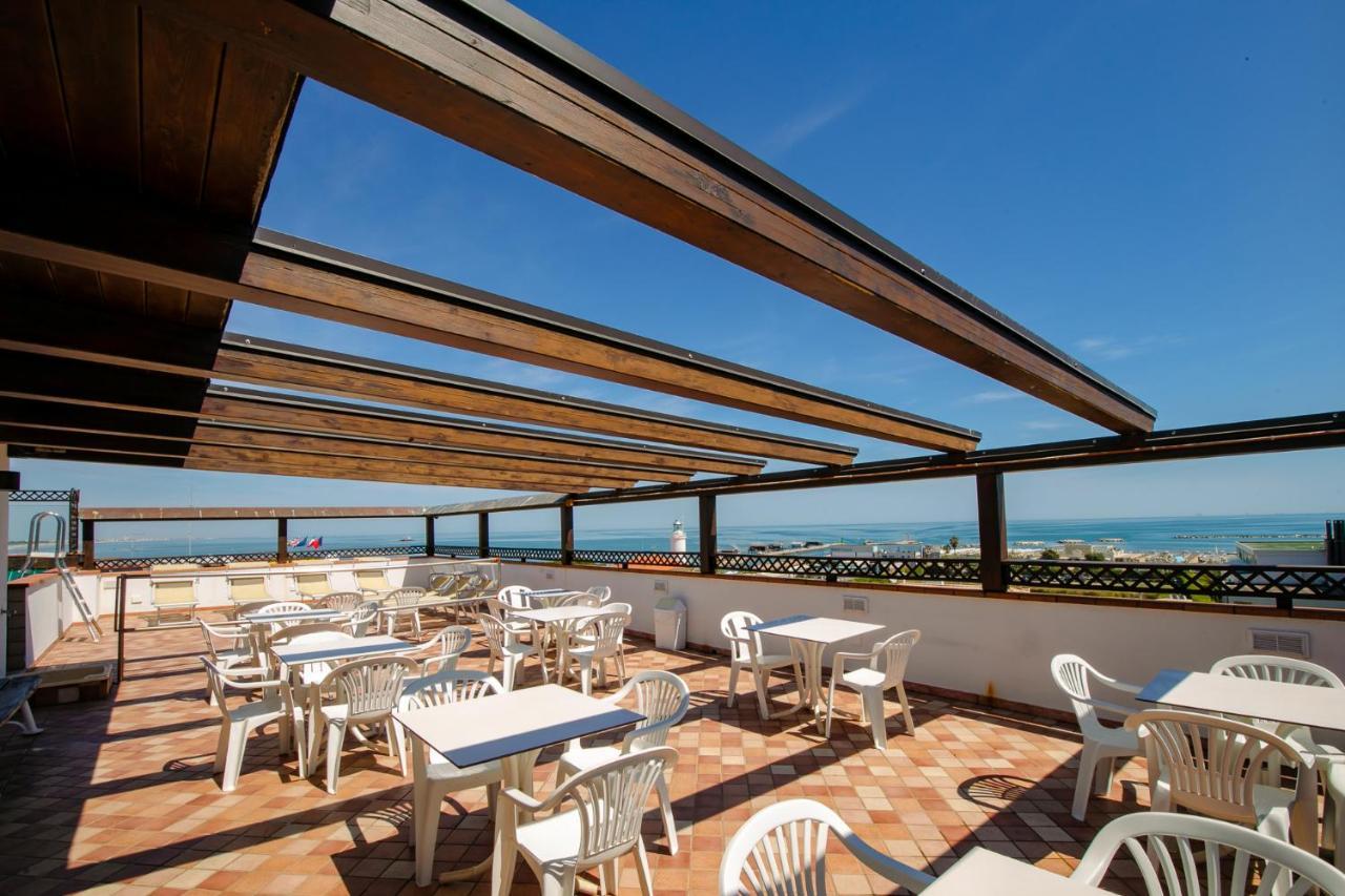 B&B Domus Mea Cesenatico Exteriör bild