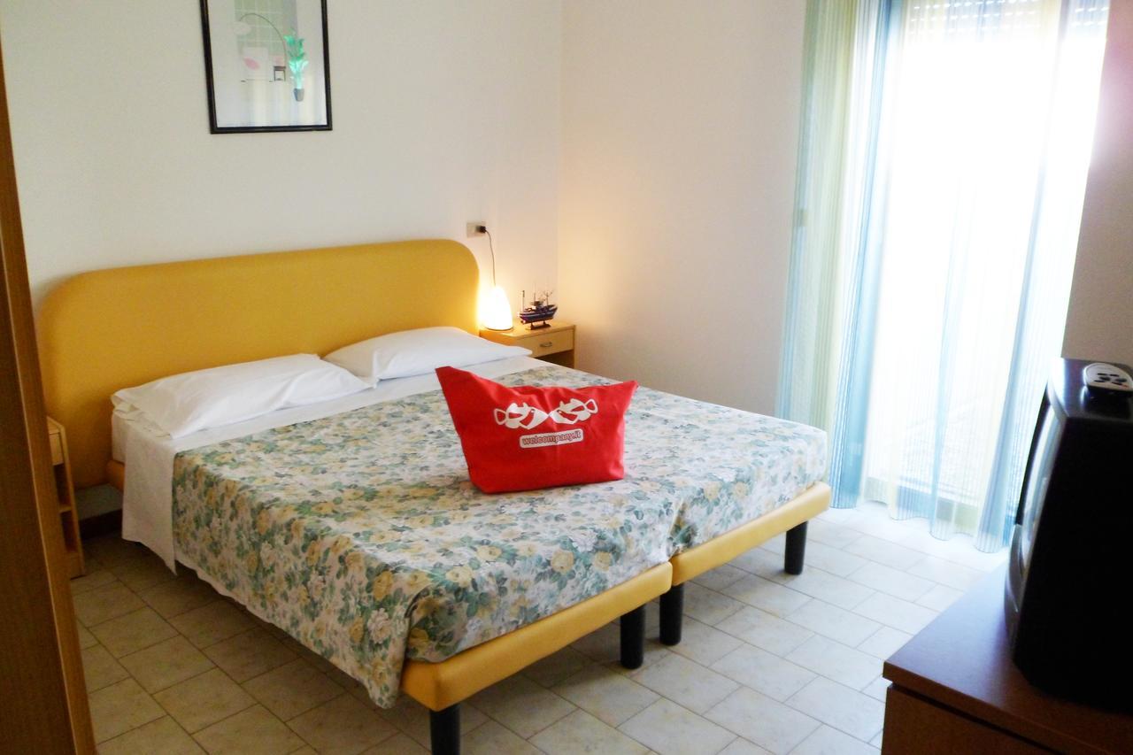 B&B Domus Mea Cesenatico Exteriör bild