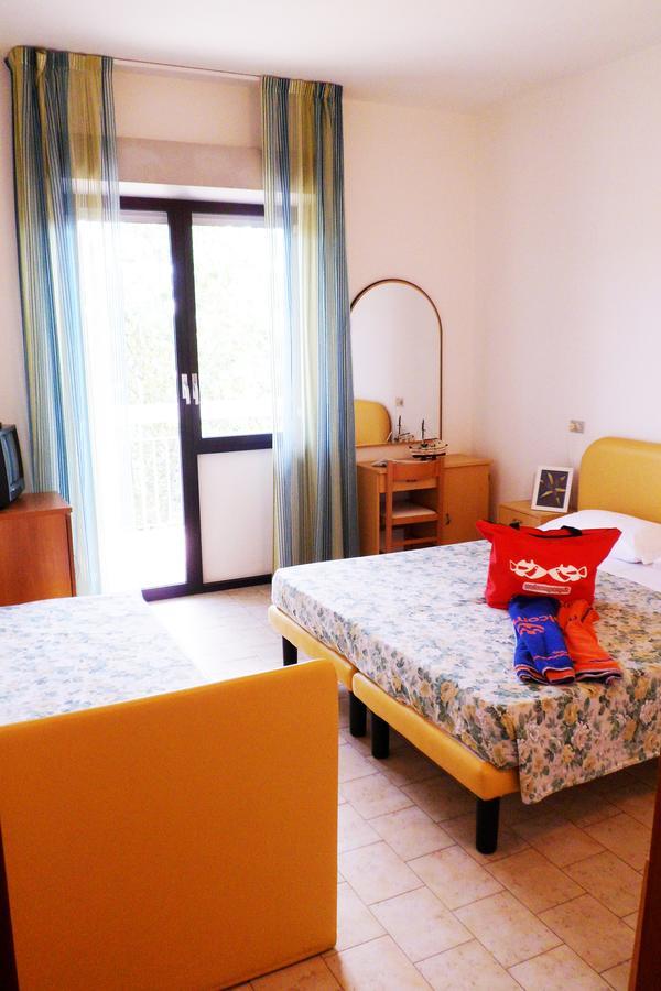 B&B Domus Mea Cesenatico Exteriör bild