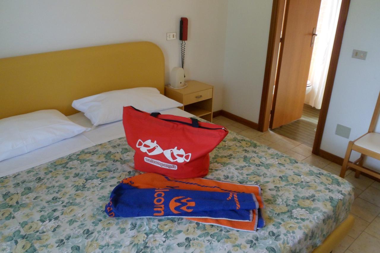 B&B Domus Mea Cesenatico Exteriör bild