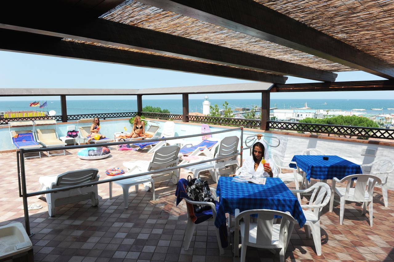 B&B Domus Mea Cesenatico Exteriör bild